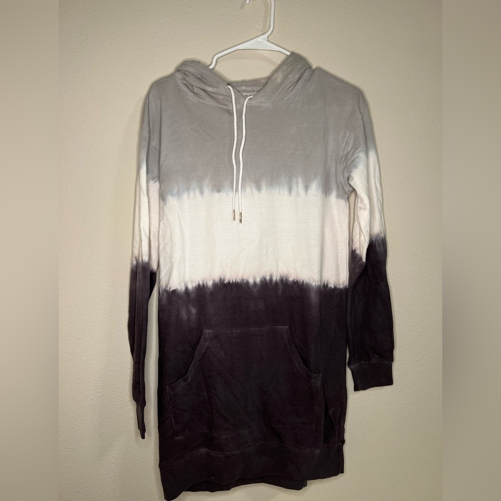Women’s long sweatshirt/dress